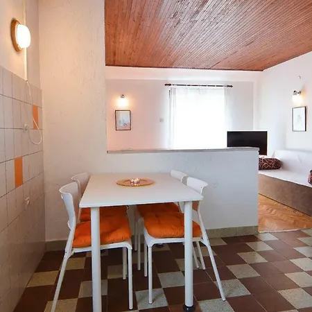 Sea View Apartamento *